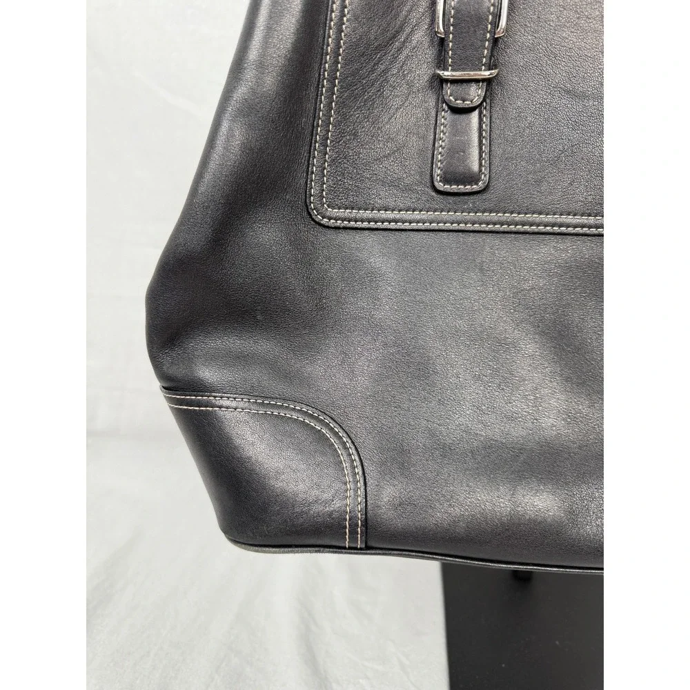 Coach Leather Purse‎ Top Handle Bag/ Purse Black Buckle